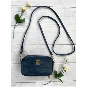 Liz Claiborne Power Bank Crossbody Bag
